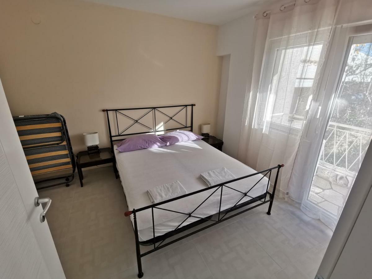 Apartmani Vukusic Promajna Esterno foto